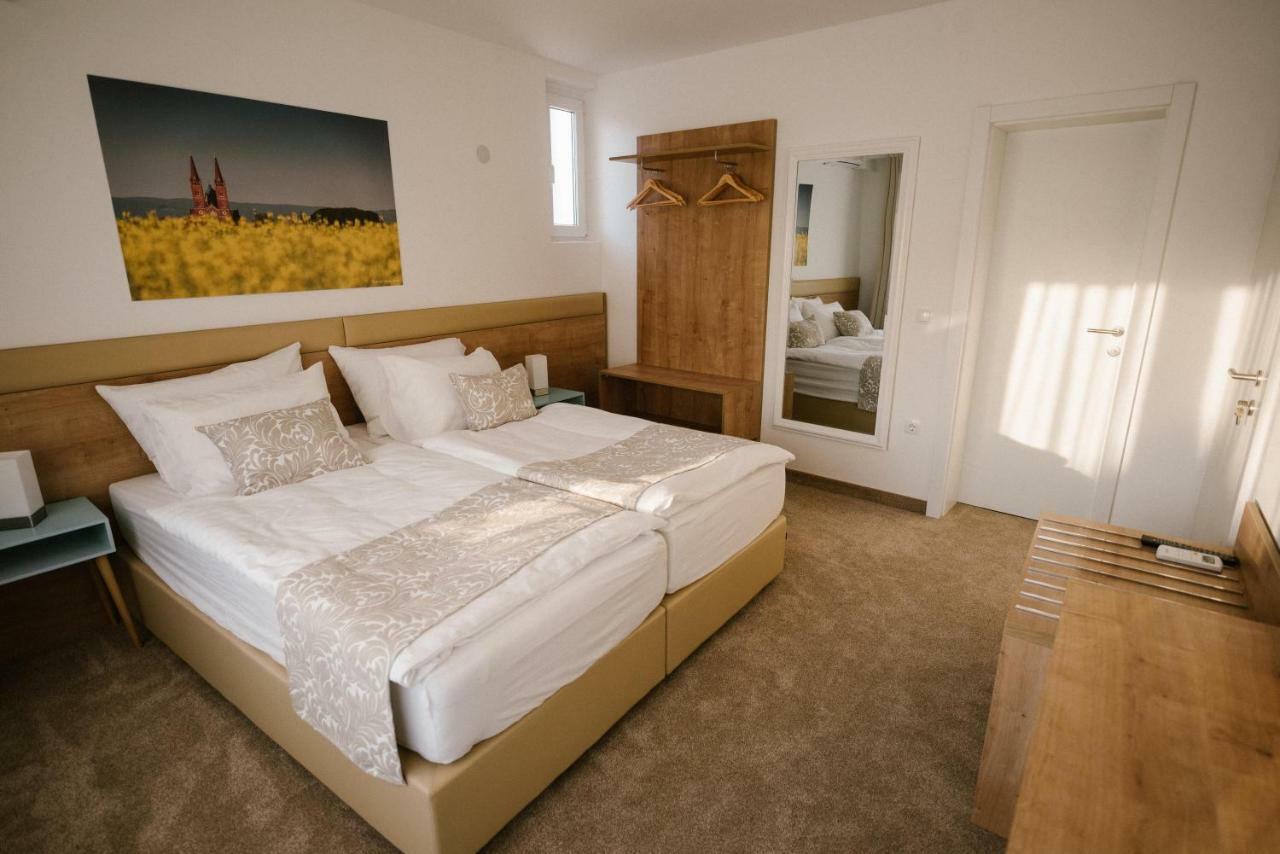 2I Rooms Dakovo Ngoại thất bức ảnh